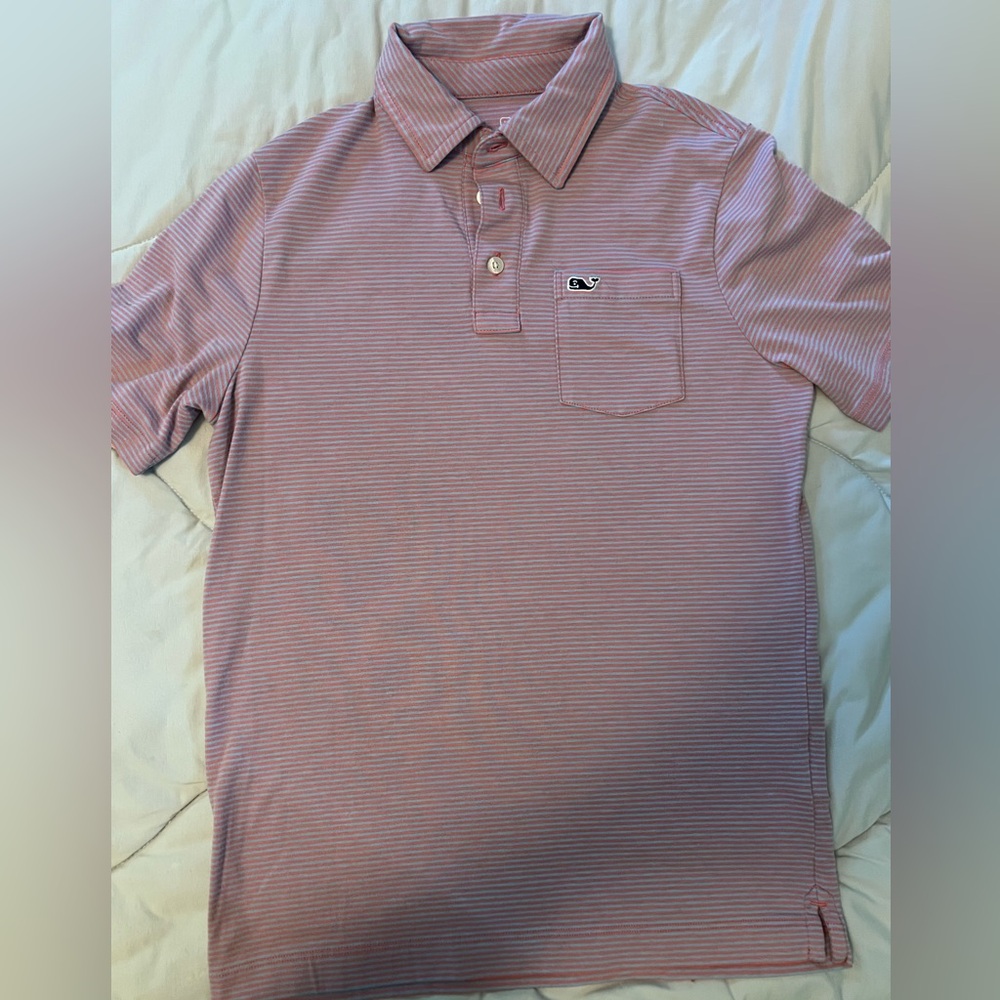 Vineyard Vines short sleeve shirt size Medium